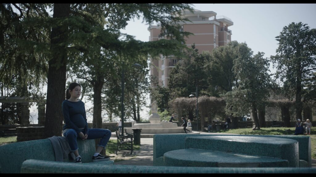 LRHV_still_Sc75_Sh1_A046C007_210331_R3YA_TC-14_46_42_02-min