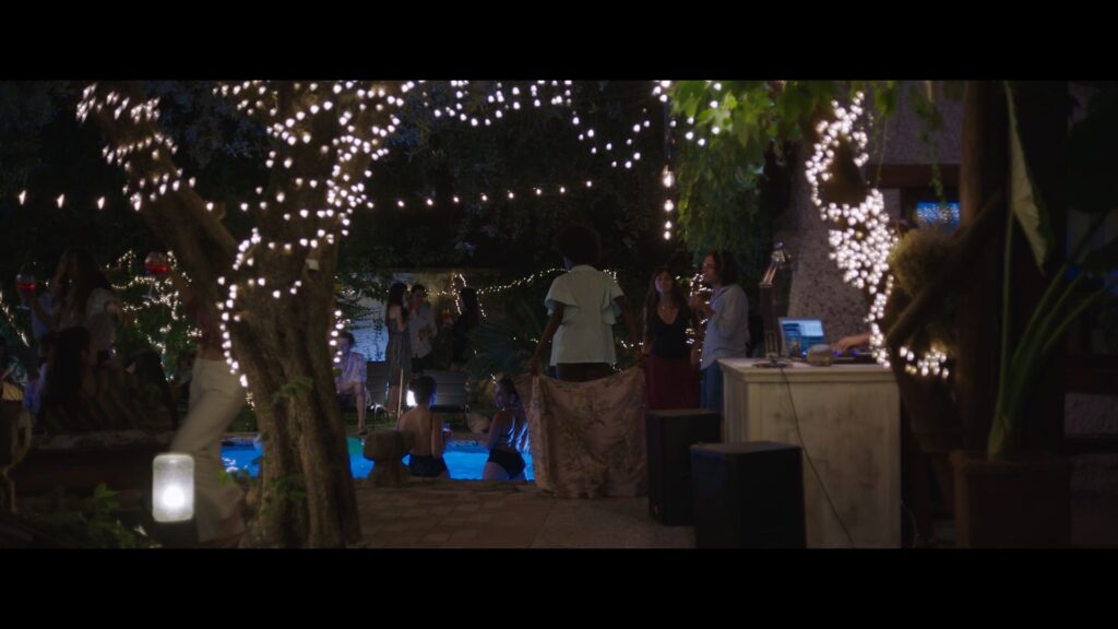 A165C001_210727_R2V5.mov_1.1.1