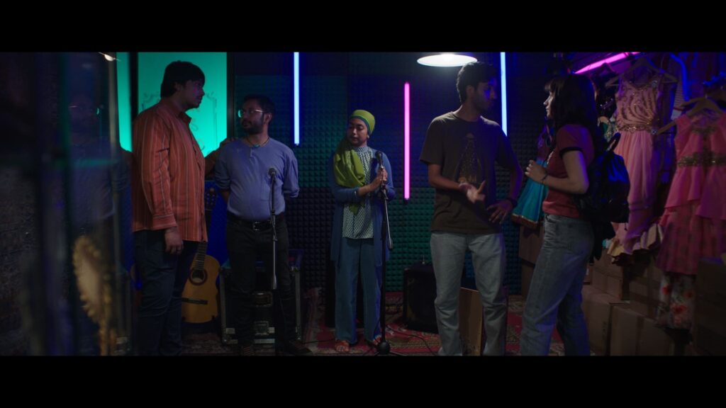 B144C002_210716_R4RE.mov_1.15.1