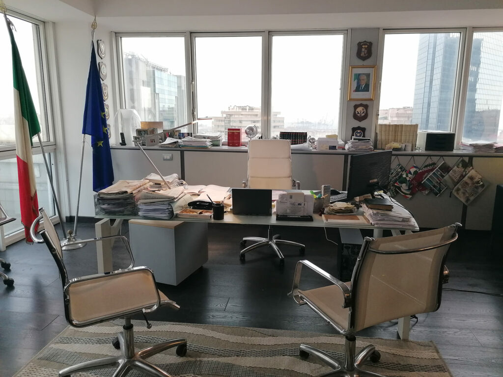 Studio Claudio ( centro direzionale) (2)