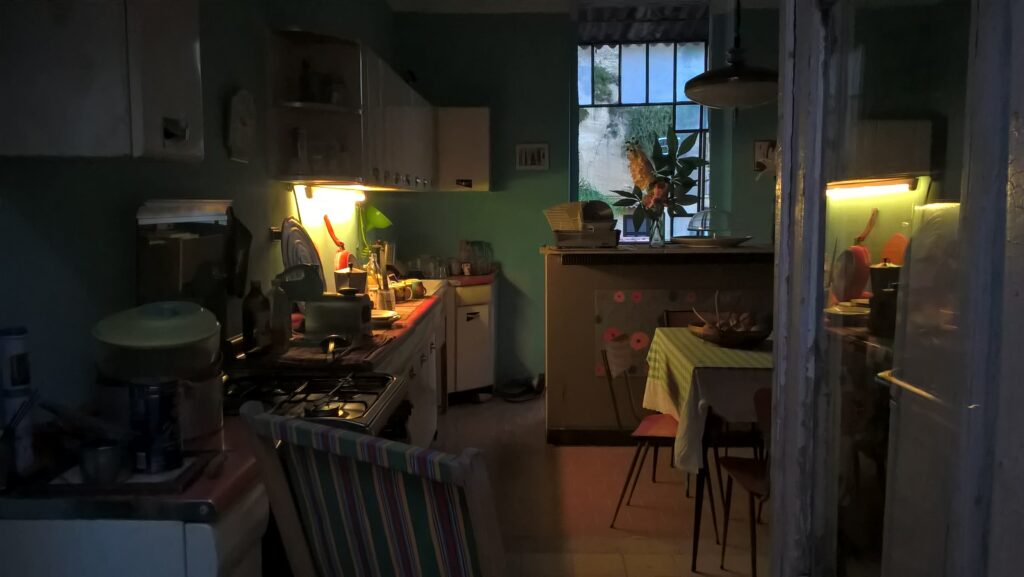 WP_20160825_19_34_47_Pro-min