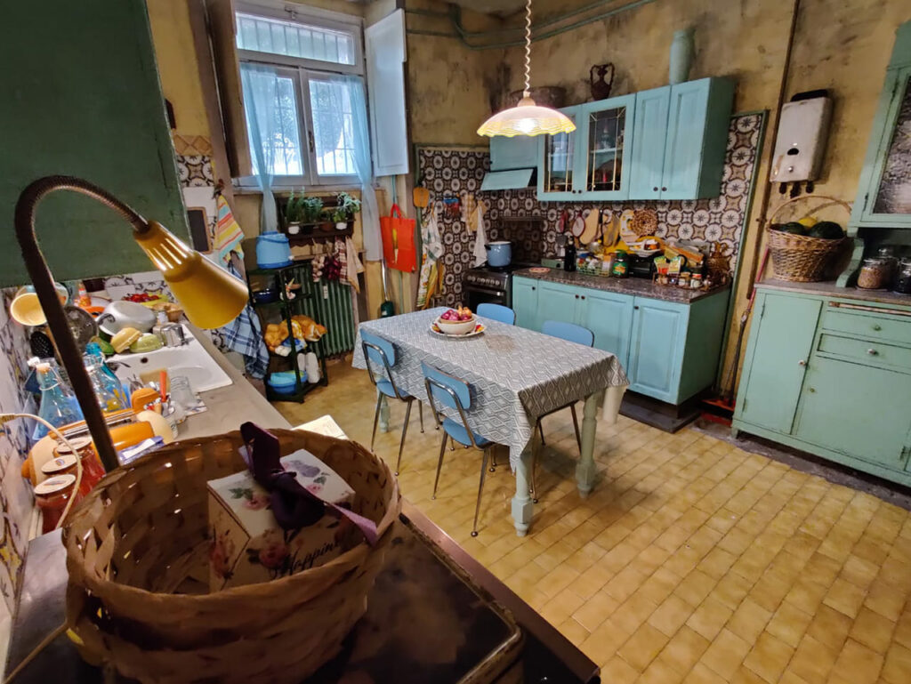 eb889895-f663-4db2-a0da-f5e887251cca