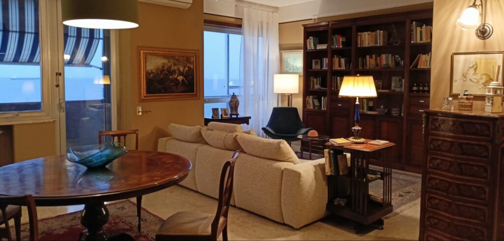 41b1352b-7f17-45b2-b924-2db1b32dd8c7